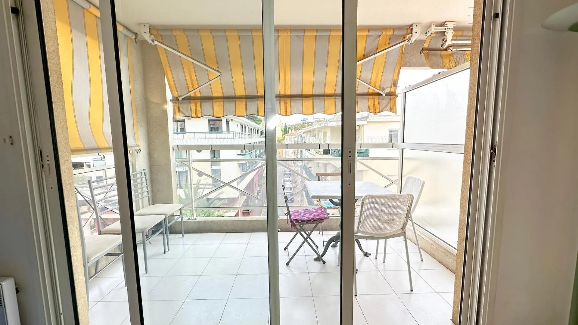 Charming Apartment In Cannes 10-Min To Beach Frankrijk
