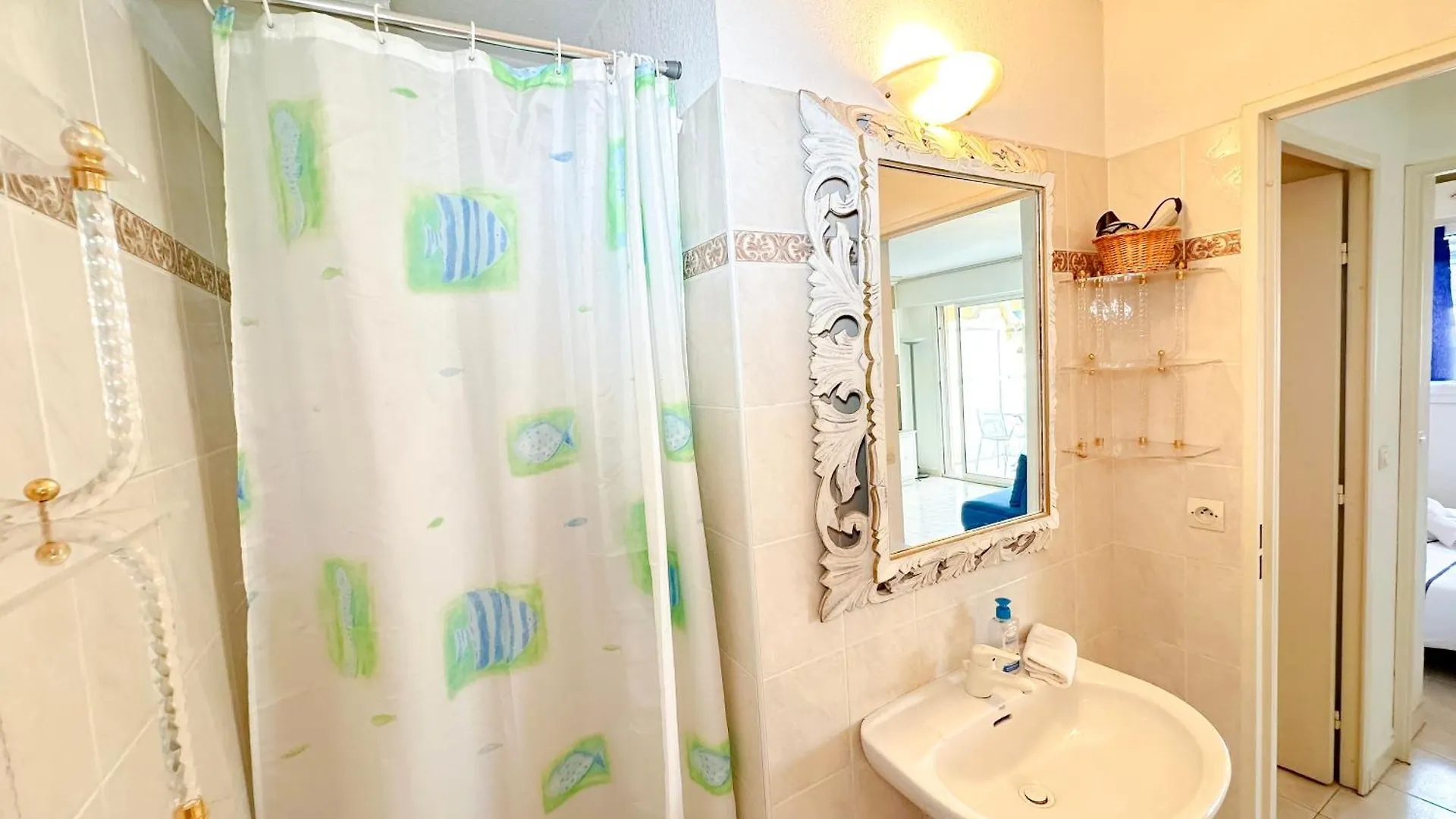 Charming Apartment In Cannes 10-Min To Beach Frankrijk